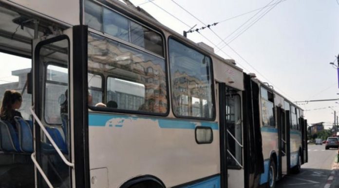 Au angajat două femei de serviciu la Transloc iar acum se vrea externalizarea serviciului de curățenie!