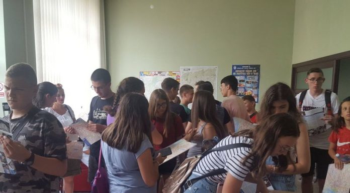 Elevi gălățeni și tineri din Bulgaria și Spania, în vizită la CNIPT Târgu-Jiu