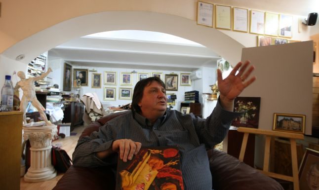 I-a jignit pe olteni! S-a ales cu plângere pentru discriminare