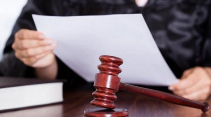 Bărbat reținut pentru încălcarea ordinului de protecție emis de judecători