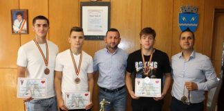 Performanţe pentru pugiliştii rovinăreni