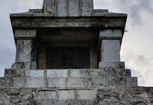 Morega tună și fulgeră la adresa delăsării autorităților din Padeș! Monumentul lui Tudor Vladimirescu, cârpit, degradat și abandonat