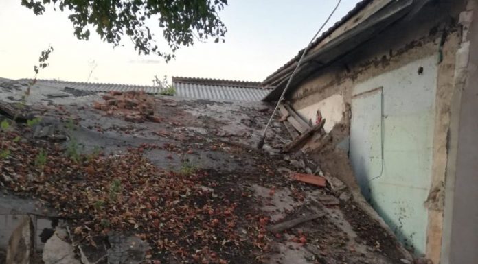 Un tânăr din Târgu-Cărbunești a murit, după ce o placă de beton s-a prăbușit peste el