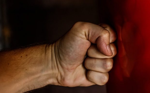 Reținut după scandal cu repetiție