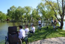 Concurs de pescuit pentru persoanele cu dizabilități de la Centrul Christian, pe lacurile România Hidro Service!