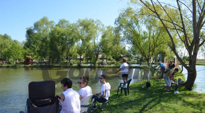 Concurs de pescuit pentru persoanele cu dizabilități de la Centrul Christian, pe lacurile România Hidro Service!