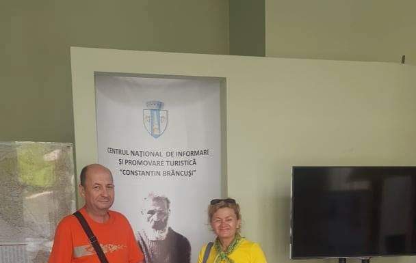 FOTO: Turiști din UK, la Târgu Jiu