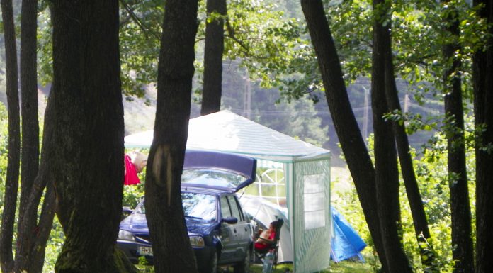 Aflux de turişti la Baia de Fier