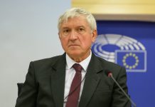 Pro România îl susţine pe Mircea Diaconu la Cotroceni