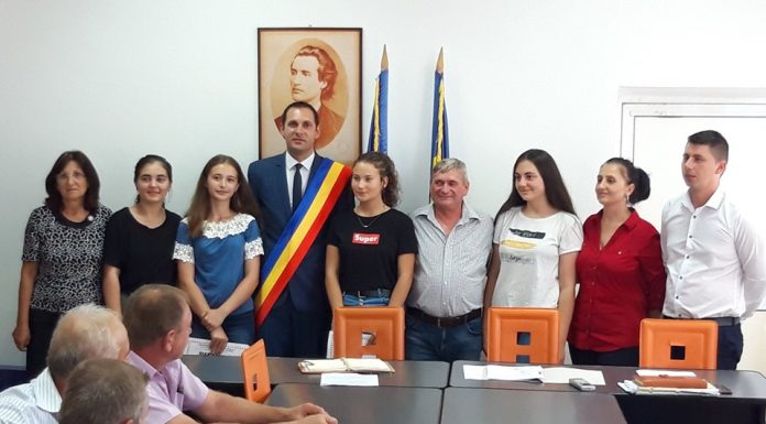 Negomir: Performanța la învățătură, răsplătită cu bani