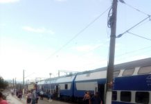 A întârziat 100 de minute! Trenul personal 2085 Craiova-Petroșani a ajuns abia acum la Târgu-Jiu