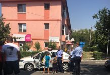 Dosar penal pentru femeia ridicată din farmacie! A zgâriat o femeie fără motiv!