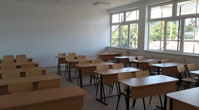 Școli fără apă și cu toalete în curte. Controale în Gorj