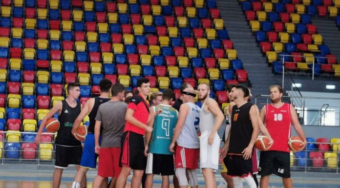 Baschetbaliştii debutează pe 5 octombrie