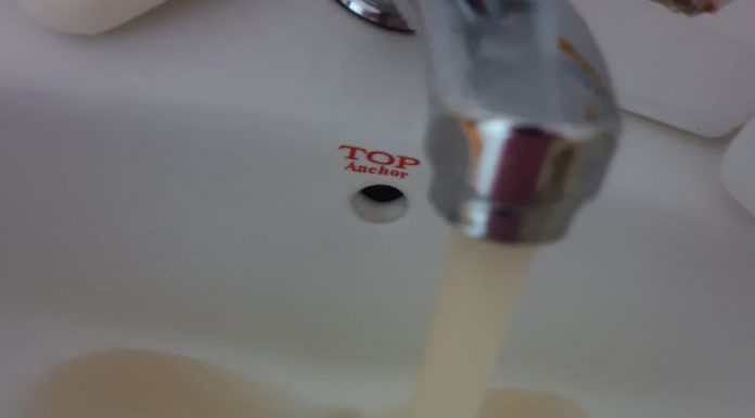 Apă maro la robinetele din SJU Târgu-Jiu
