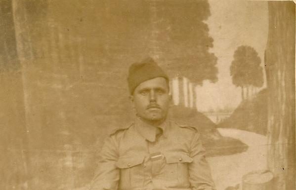 Veteranul de război (plt. rtr.) Bușe C. Gheorghe, tatăl meu, eroul meu