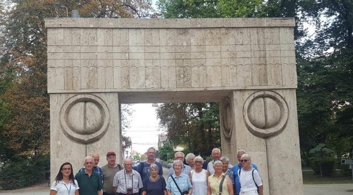 Turiști din Elveția, în vizită la Târgu Jiu