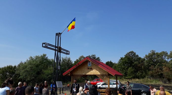Galerie foto: Slujbă religioasă de înaltă ținută pentru localnicii din Bobu