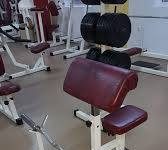 Doi tineri din Telești, reținuți după ce au furat aparate de fitness