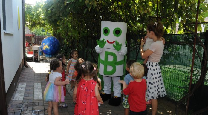 „Baterel Eroul Reciclării” a revenit în şcoli!