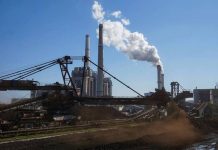 Boza: Cu banii dați pe certificatele CO2 puteam construi un grup nou, pe gaze, de 250 MW, în fiecare an