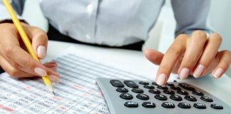 Contabilul acuzat de fals, uz de fals și delapidare, pus sub control judiciar