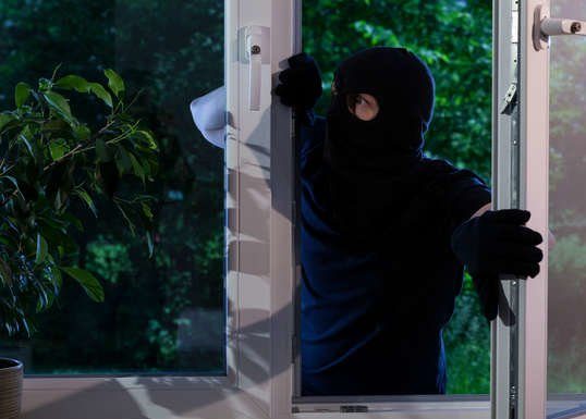 Cum procedezi în fața unui spărgător?