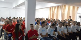 Concursul „Lider European”, în atenţia elevilor