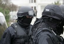 Polițiștii din Gorj fac percheziții în Vâlcea