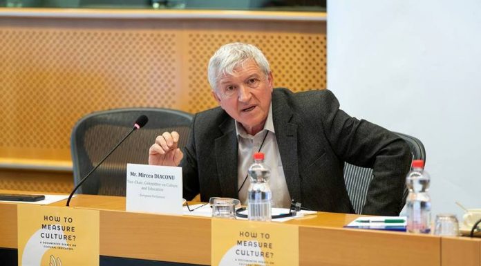 Ponta anunță că s-au strâns semnăturile pentru Mircea Diaconu