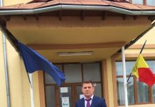 Profesorul cu trecut infracțional de la Liceul din Țicleni a rămas fără orele de sport și de instruire practică! Mrejeru intră tare și în familia directorului Istrate