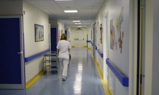 Concursuri suspendate, raport de control ținut la sertar