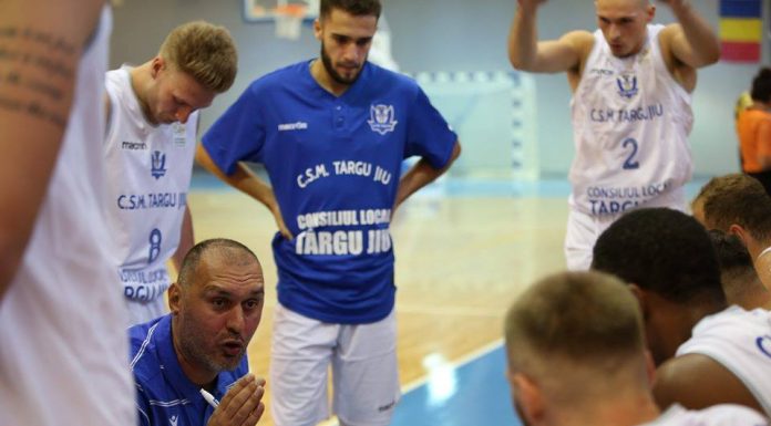 Baschetbaliştii gorjeni s-au impus la Ciuc