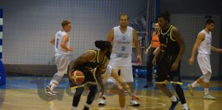 Victorie promiţătoare la baschet