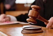 Sentință pentru bărbatul care i-a dat un cot în față unui polițist