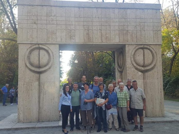 71515699_2988947051133300_9171114594238726144_n