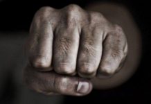 Clientul unui bar din Văgiulești, bătut