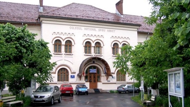 71752587_1170320256501476_6786331928665522176_n