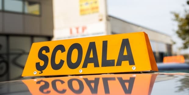 71774562_394214557916111_4522900295570685952_n