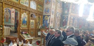 Peste 260 de credincioși din Motru, prezenți la agapa creștinească de după Liturghia, oficiată cu ocazia sărbătoririi Sf. Parascheva!