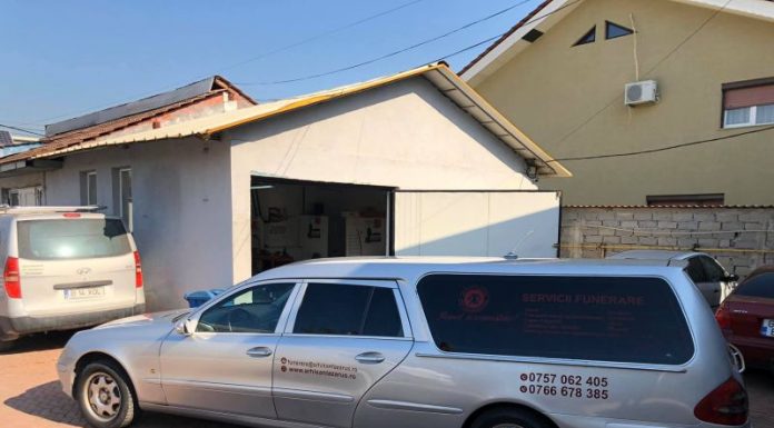 Mașina mortuară a Arhisan Lazarus SRL s-a camuflat!