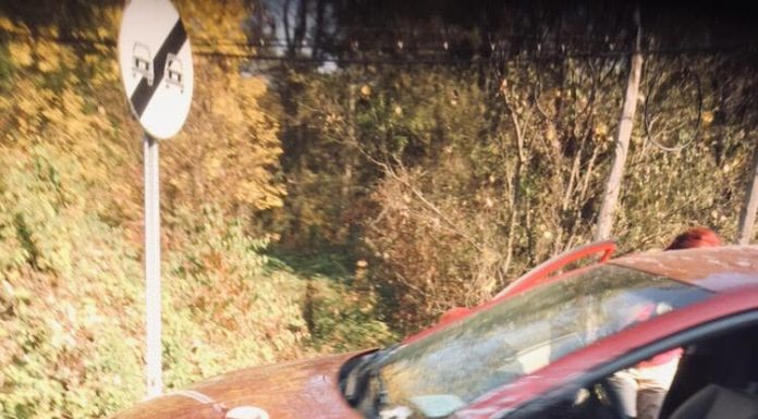 Șofer din Albeni, rănit în accident, după ce a intrat cu mașina pe contrasens