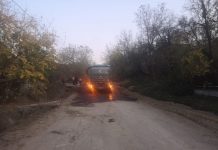 ,,Plombe” de campanie! Drumul din Câlnic Deal a intrat în modernizare
