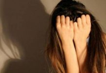 Tatăl unei adolescente din Rovinari, la Poliție după mesajul postat de fata de 15 ani pe Facebook