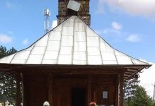 Drumul spre Biserica Perești din comuna Bengești Ciocadia, blocat cu un gard de un cetățean! Enoriașii au chemat poliția