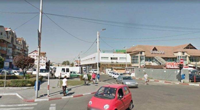 Se închide parcarea de la Super 2000