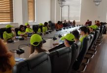 Elevi de la „Virgil Madgearu”, în vizită la UCB Târgu Jiu