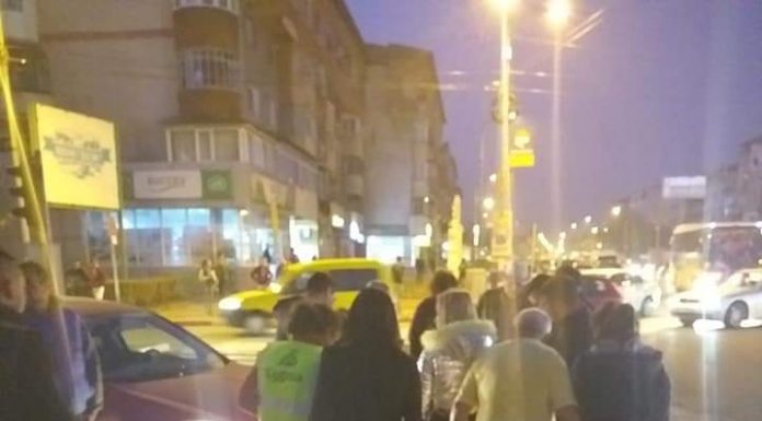 Femeie lovită de o mașină la Tg-Jiu, pe trecerea de pietoni