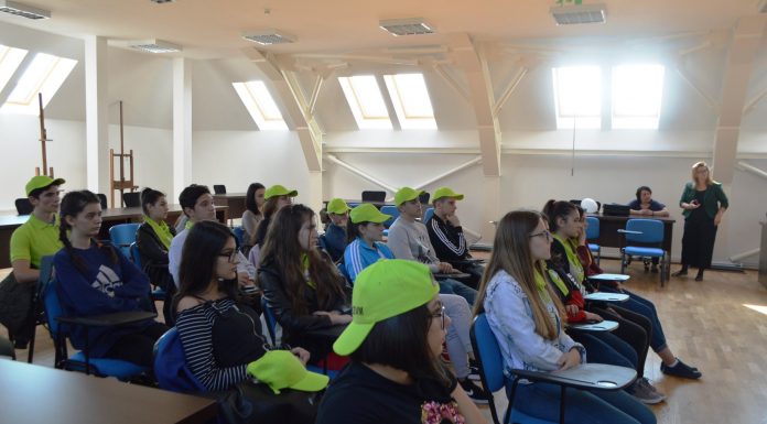 Elevii de la „Virgil Madgearu”, interesaţi de viitorul UE