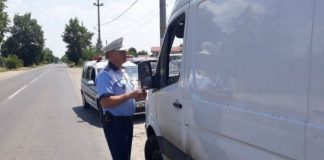 Fals în înscrisuri sub semnătură privată, descoperit în urma unui control în trafic